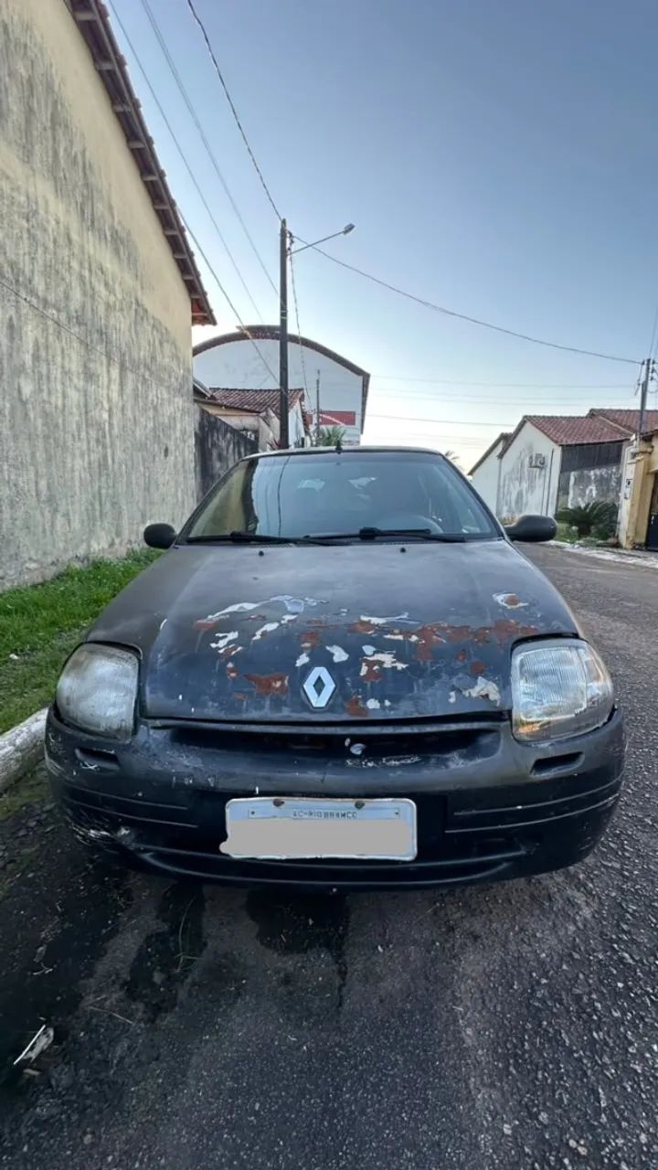 Renault Clio RL / Yahoo/ Authent. 1.0 8V 5P 2001 - Foto 2