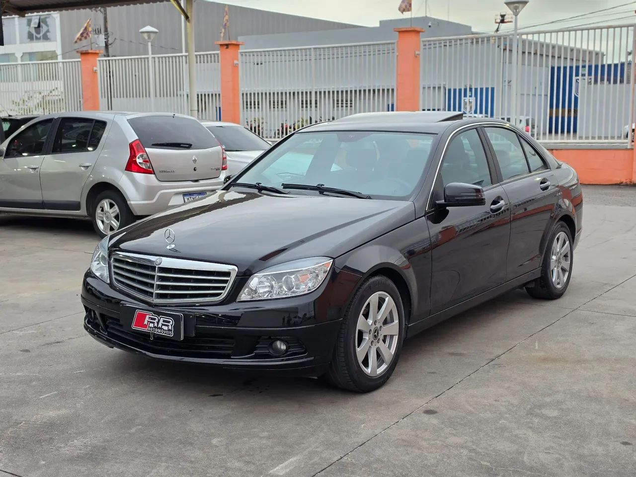 Mercedes-Benz C-200 2010