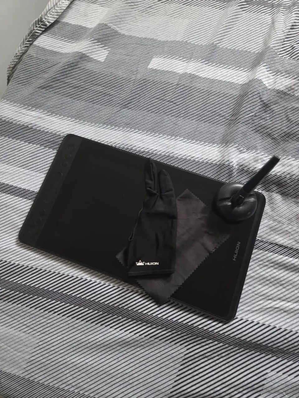 Mesa digitalizadora huion kamvas pro 12 - Foto 2