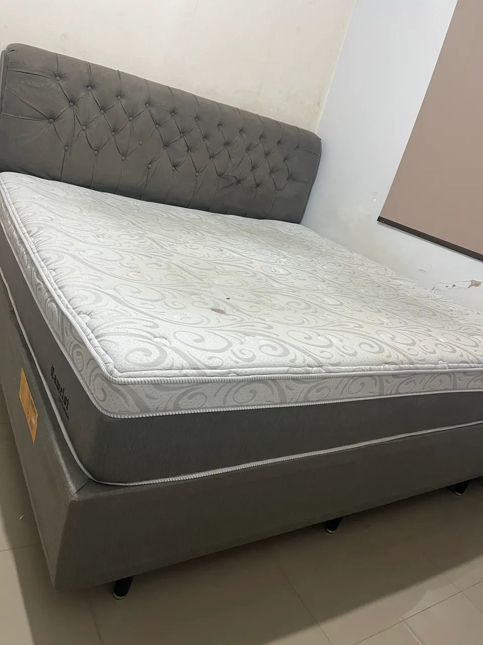 Cama king colchão e base