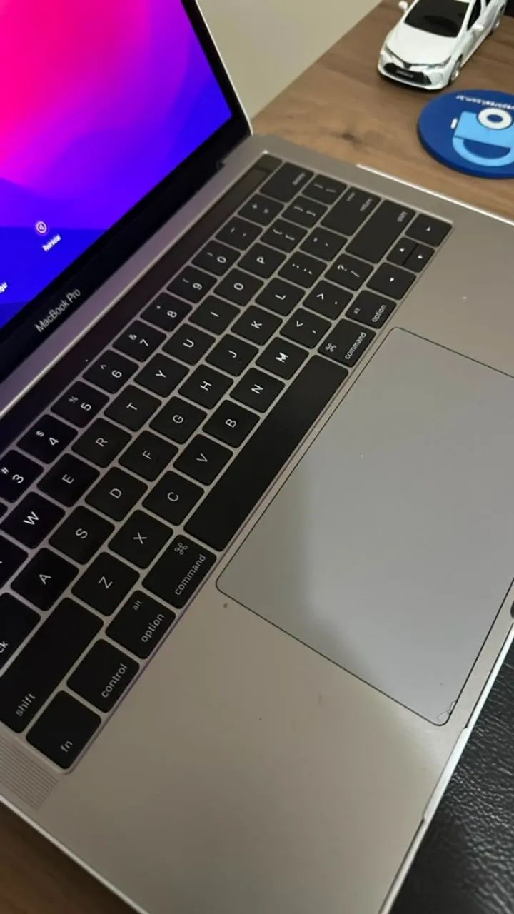 MacBook Pro 13" (2016) com Touch Bar - Foto 3