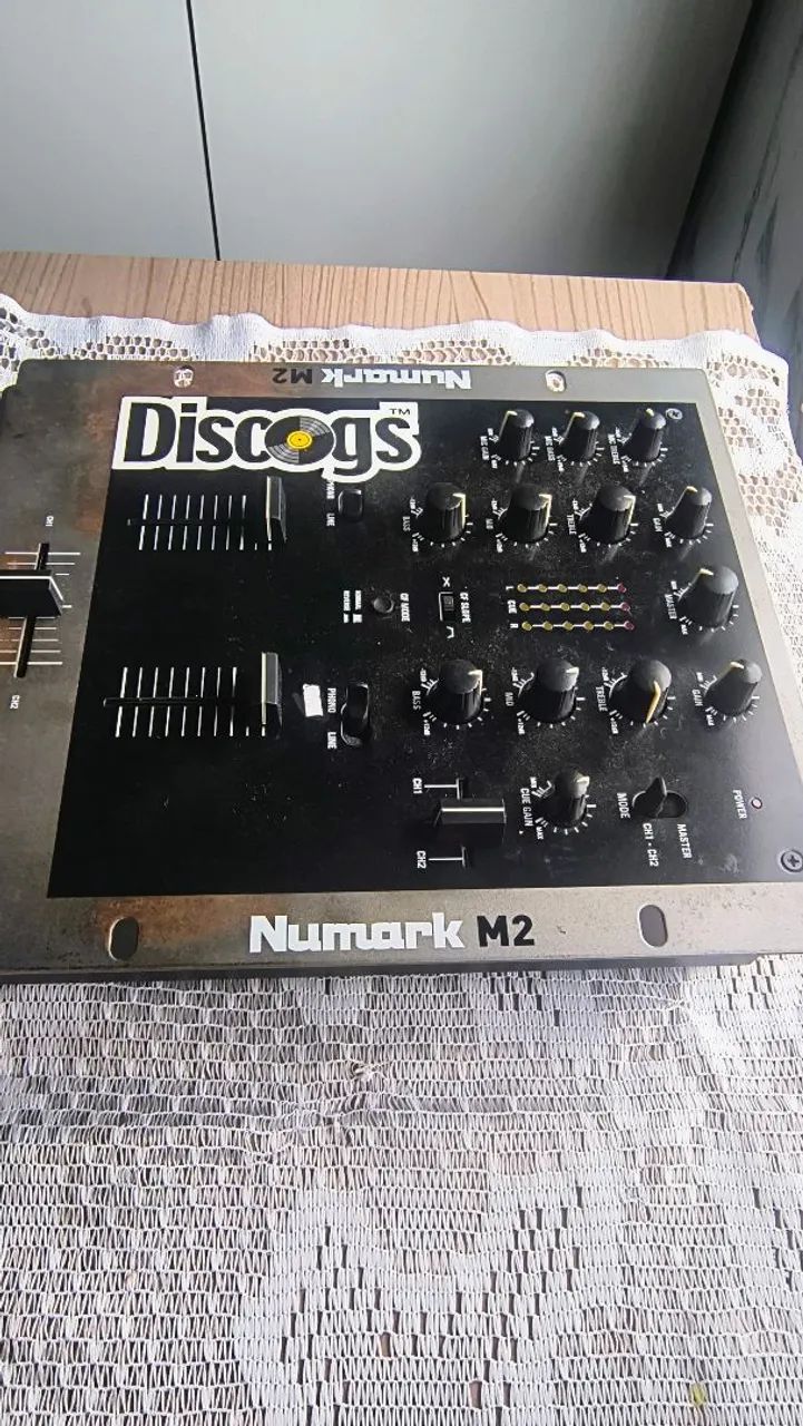 Mixer Numark M2 em perfeito estado