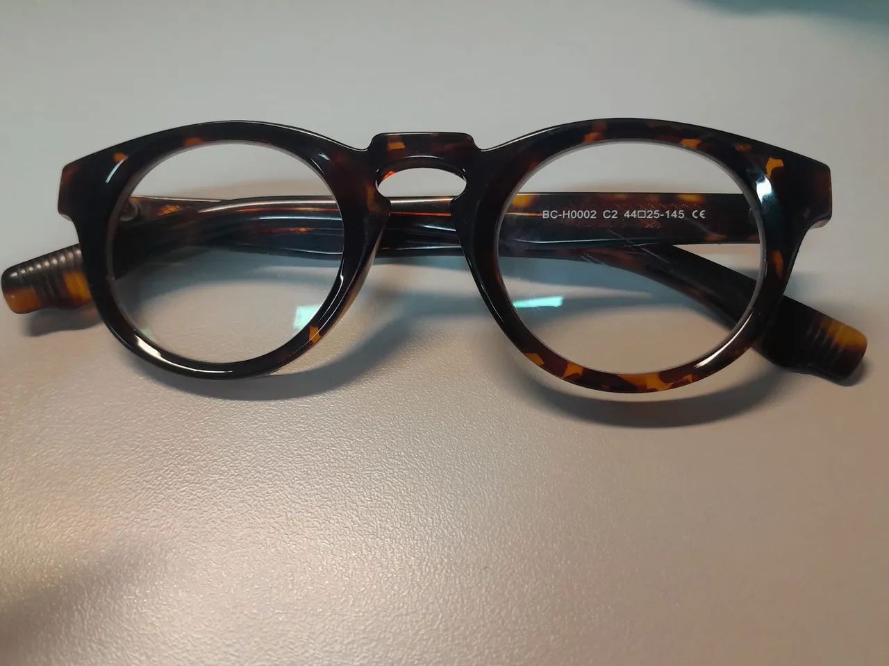 Óculos rendendo acetado grau zero  sem arranhões  - Foto 3