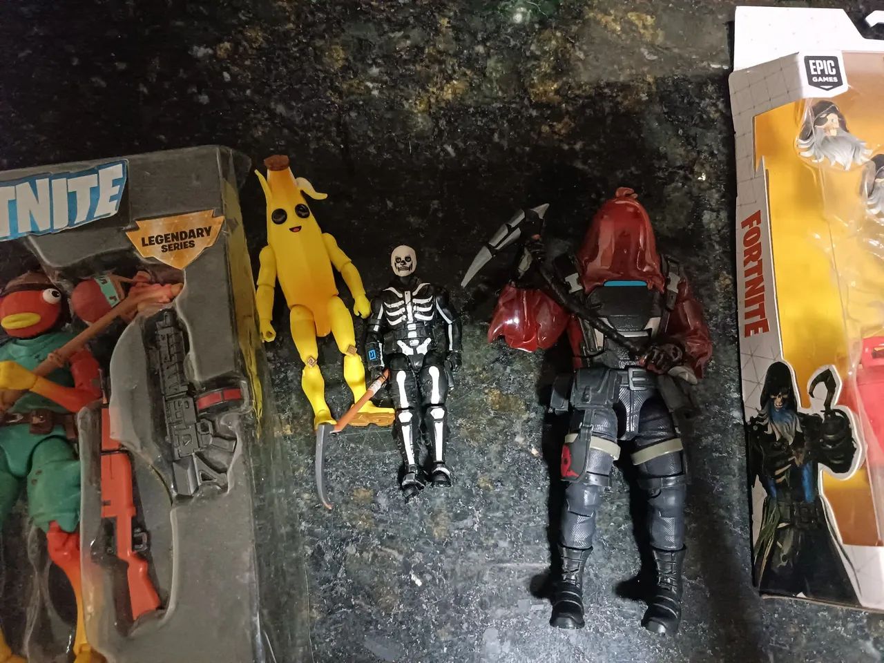 Lote action figures fortnite - Foto 3