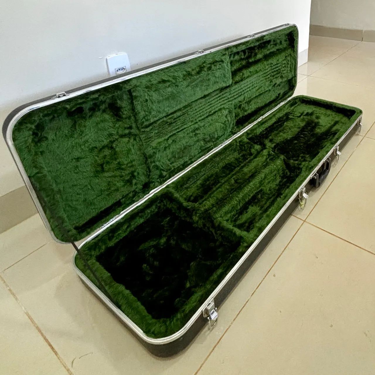 Case Gator para Baixo