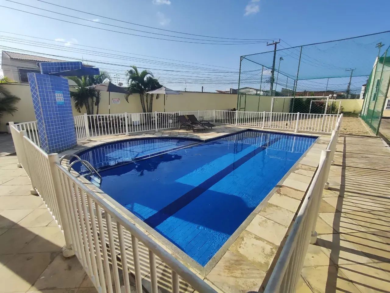 DUPLEX EM CONDOMÍNIO 80M2  SIQUEIRA COM ÁREA DE LAZER COMPLETO