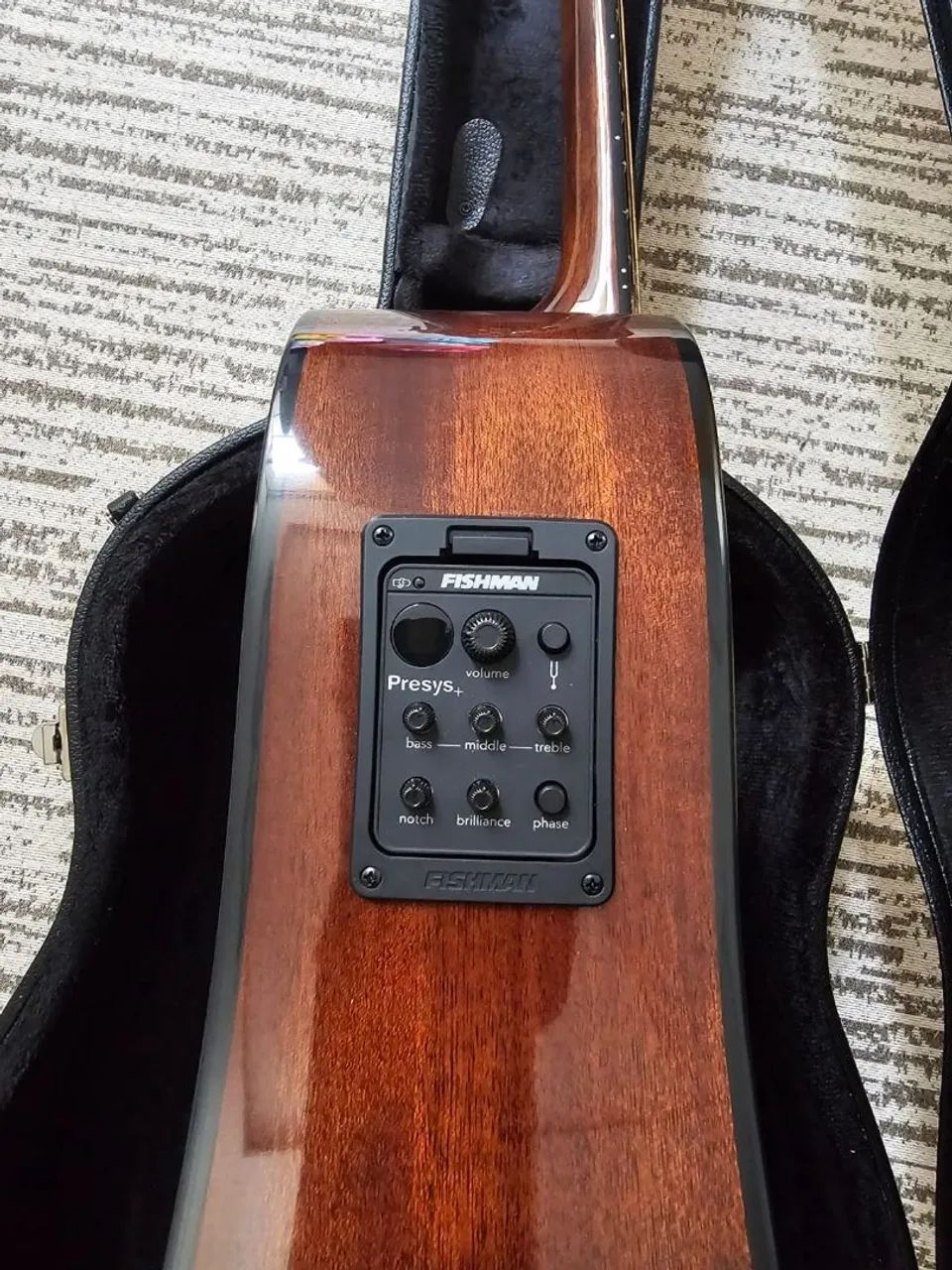 Violão Fender com case - Foto 3