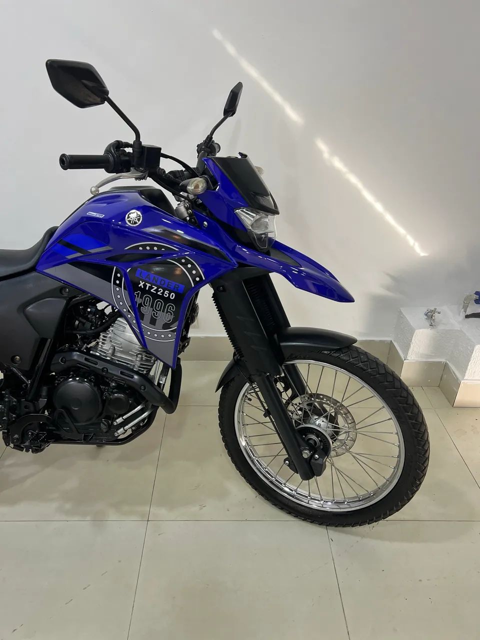 LANDER 250 - Foto 3