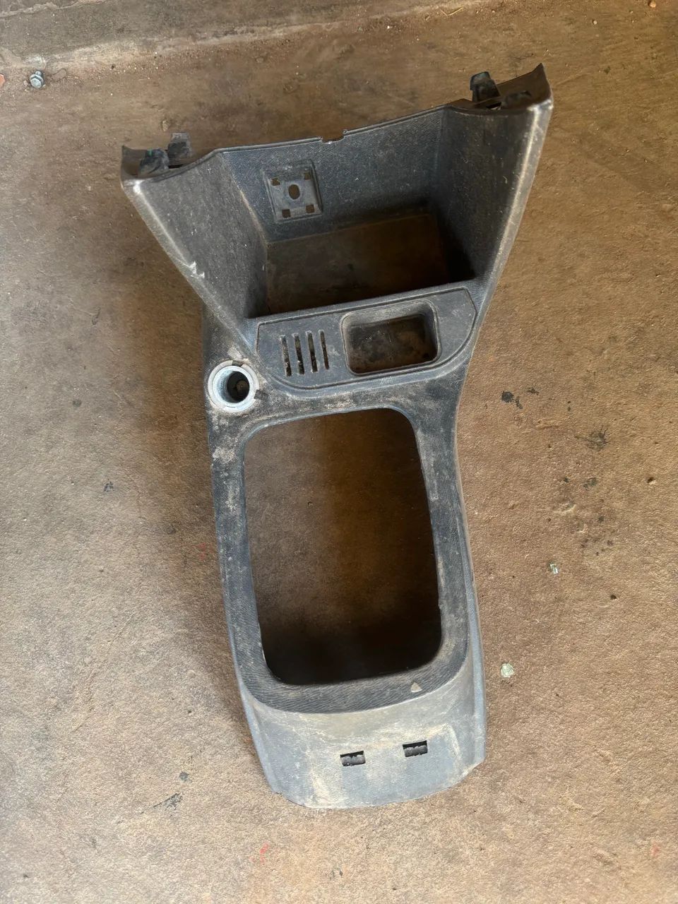 CONSOLE CENTRAL GM CELTA 2008/2010