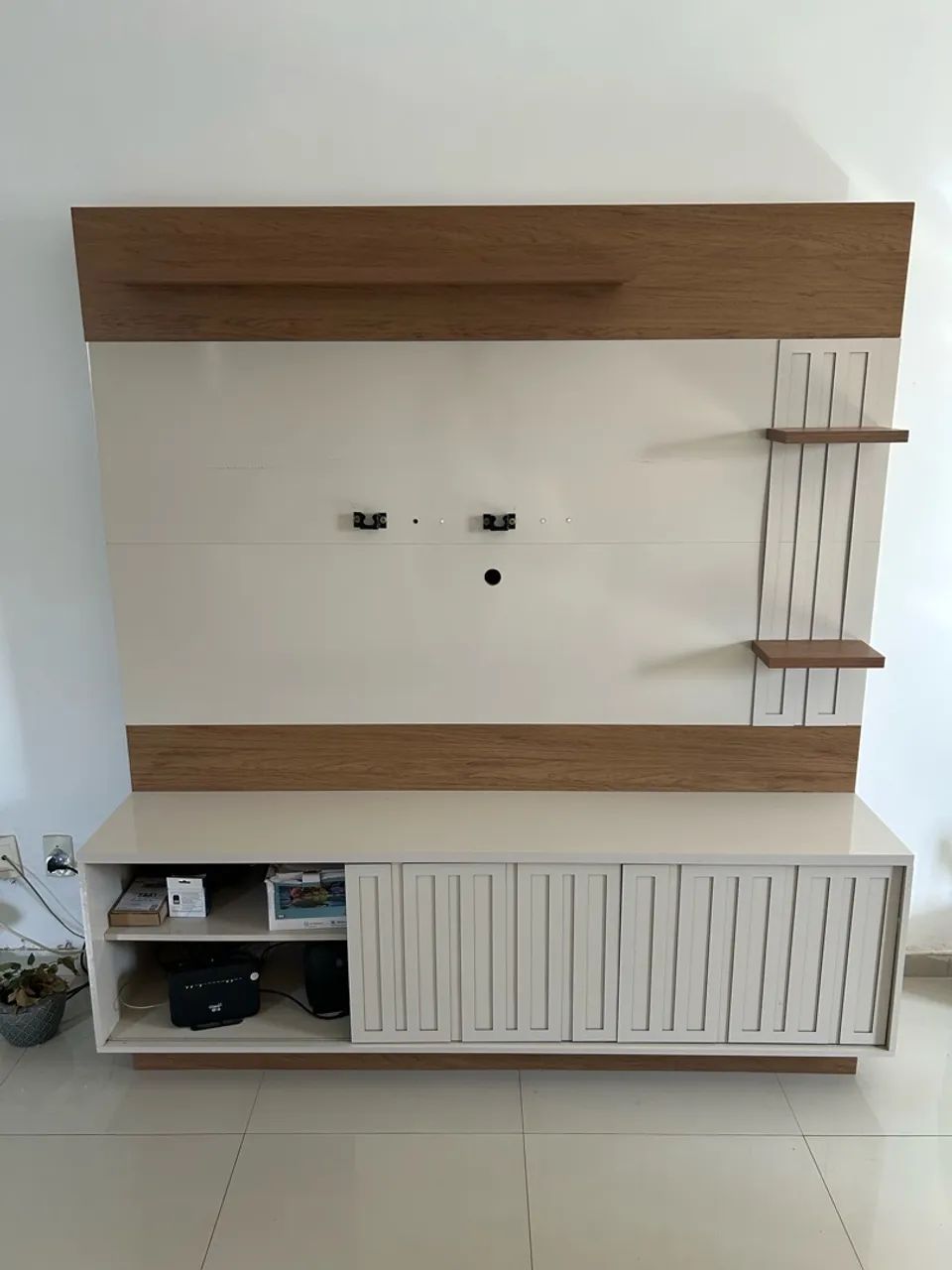 Rack com painel 