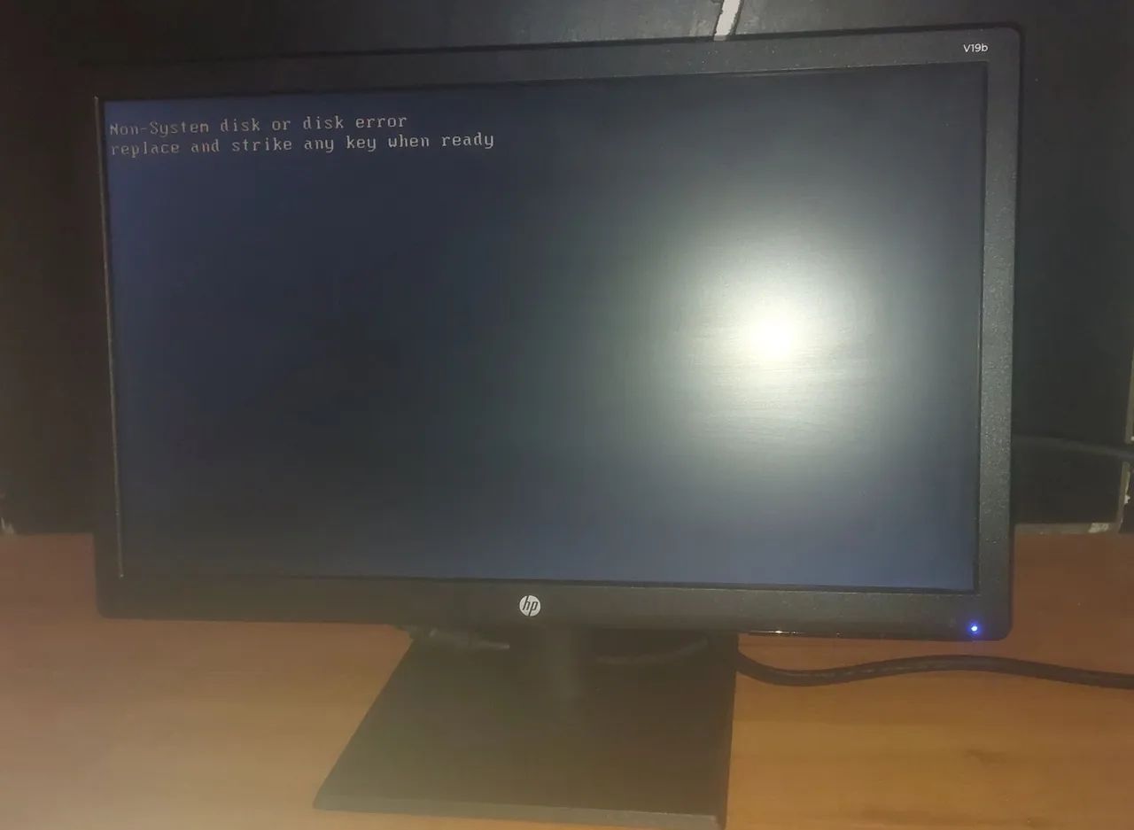 Monitor HP V19B 18,5" LED - Foto 5