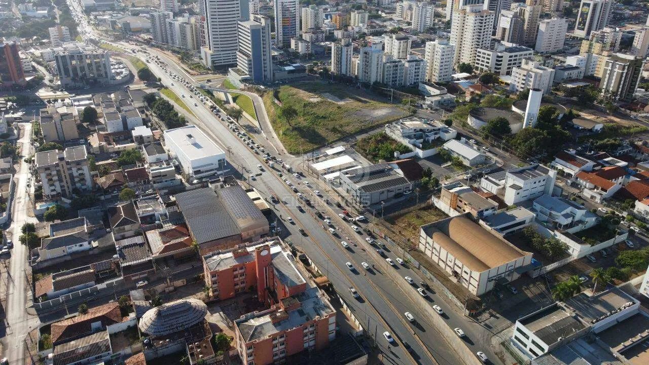 Salão Comercial com Aproximadamente 1.098m² no Bosque da Saúde - Foto 5