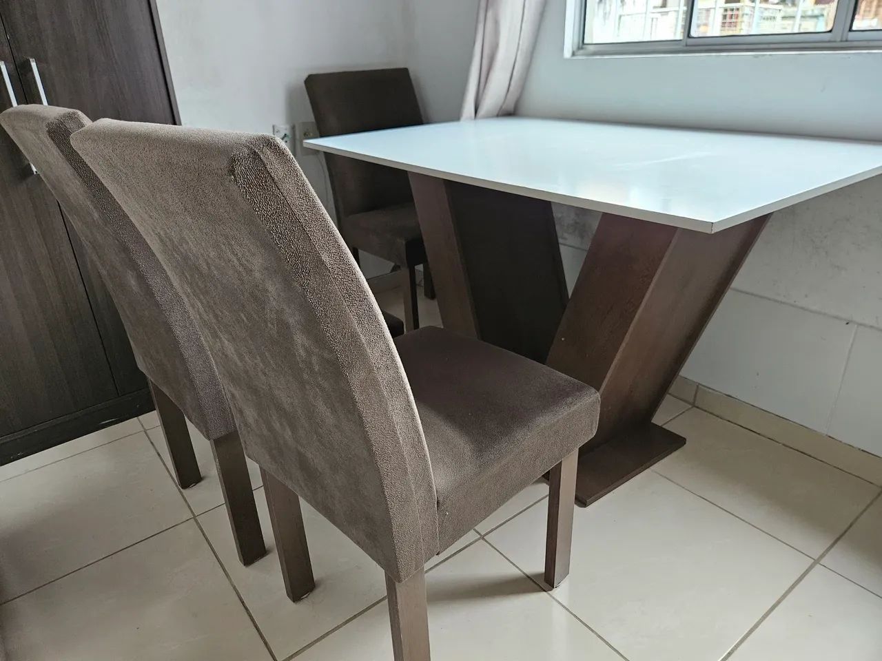 Mesa com 3 cadeiras - Foto 3