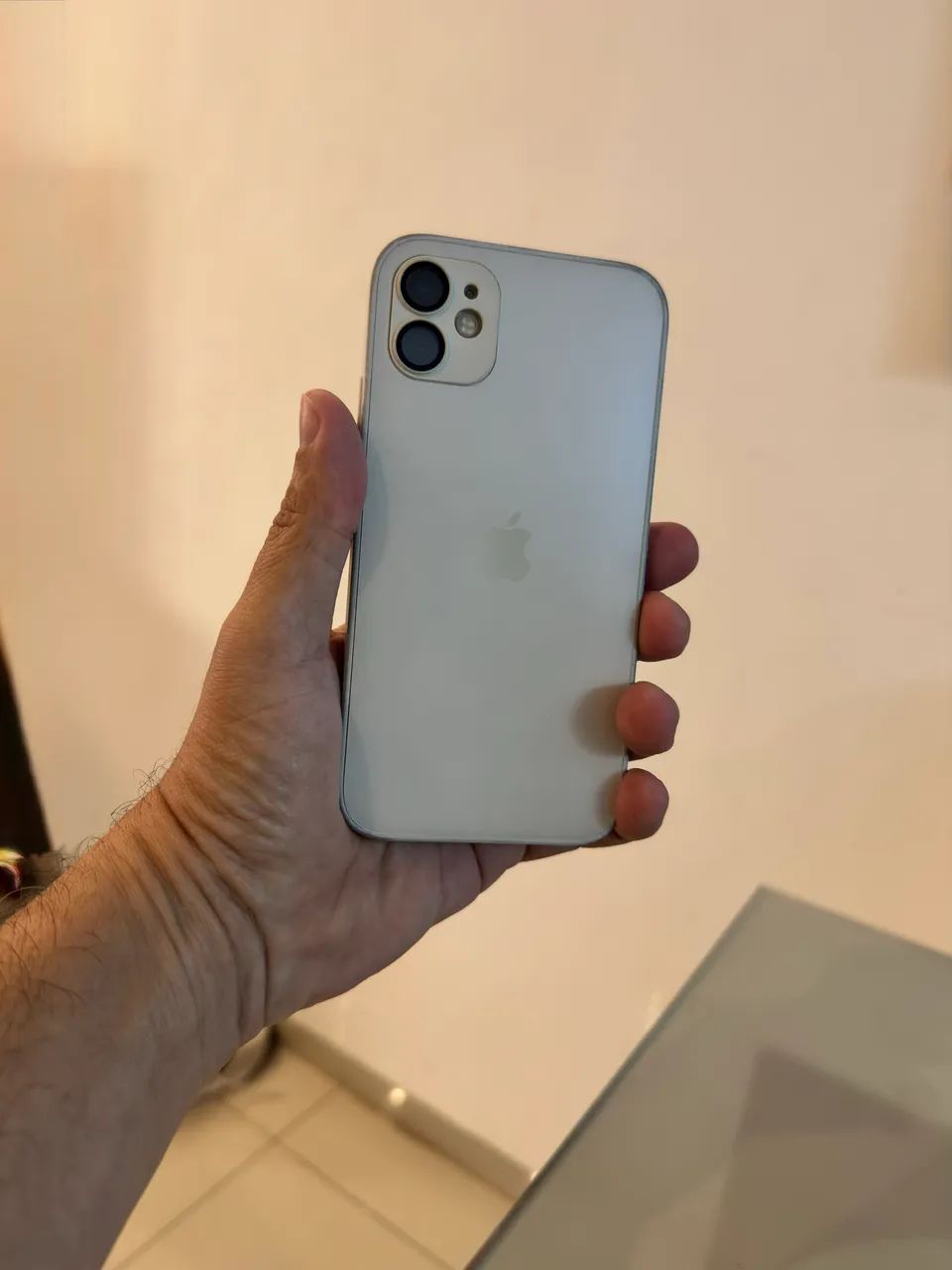 IPhone 11 - Branco 64Gb de R$ 1.100 por R$ 900, - Foto 4