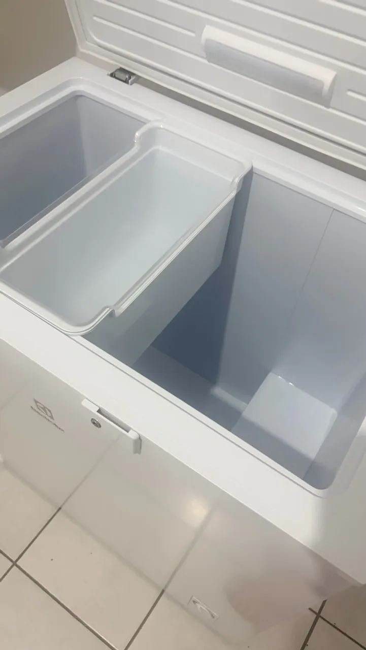 Vendo freezer 200 litros  - Foto 2