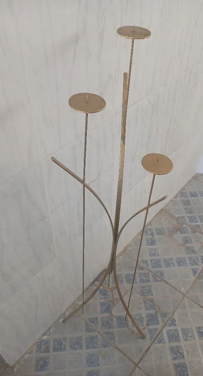 Suporte para velas dourado  - Foto 2