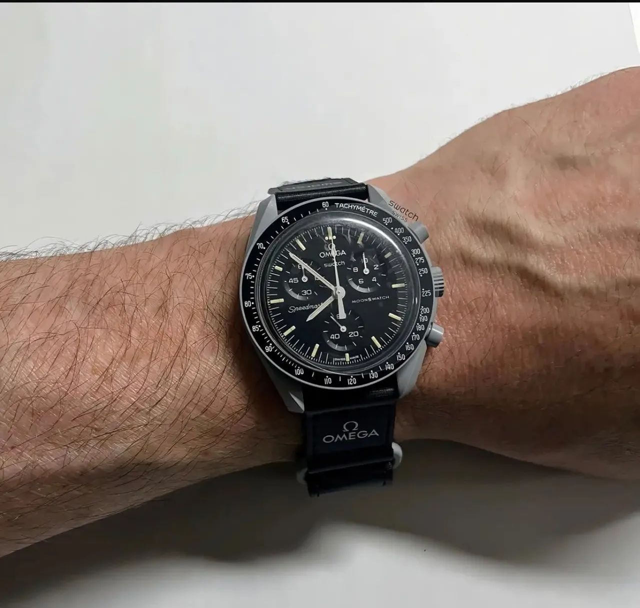 Relógio omega pulseiras de velcro material em plástico com cores minimalista - Foto 2