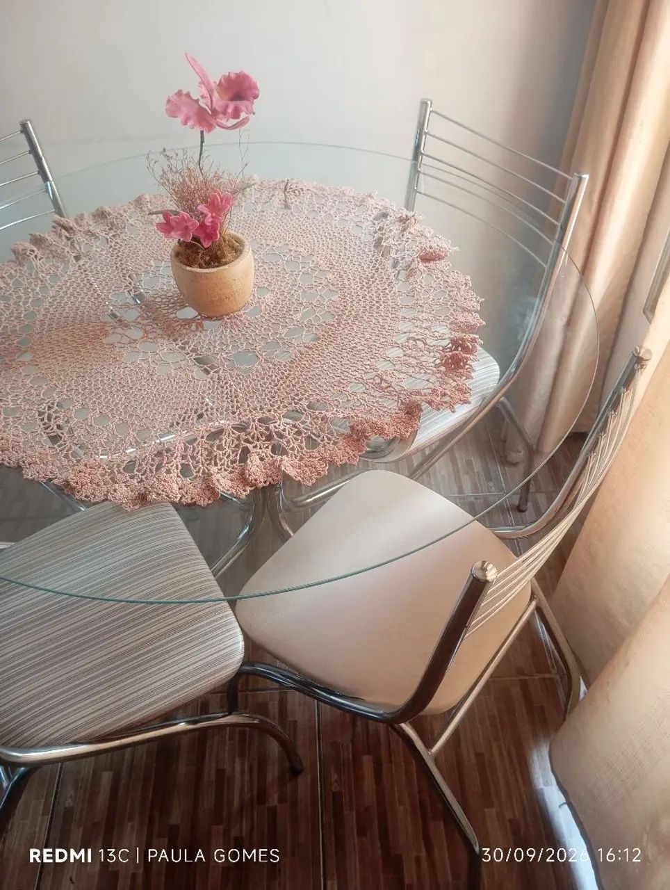 Mesa de vidro com 4 cadeiras Carraro  - Foto 3