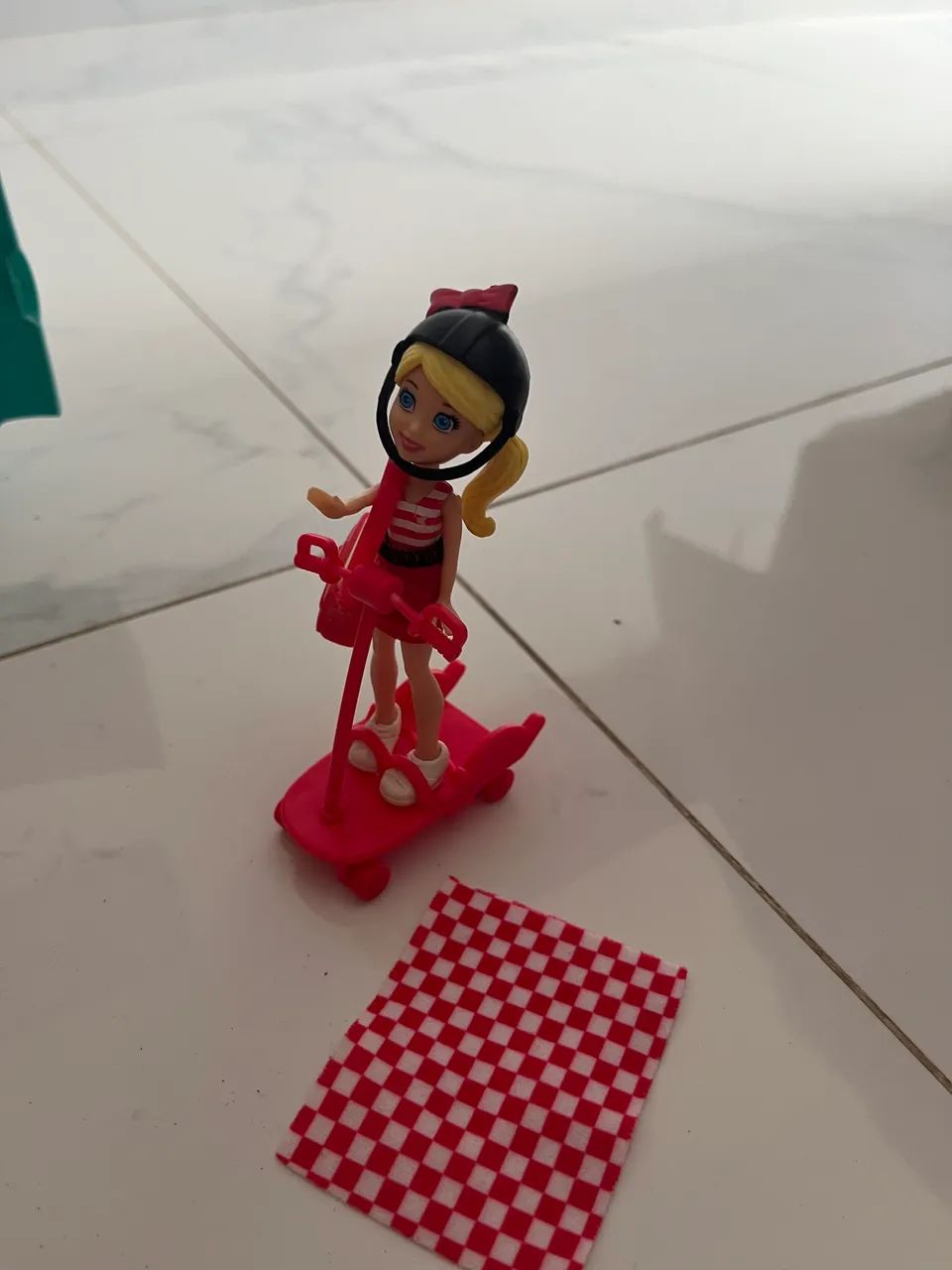 Polly Pocket Entregadora de Pizza - Foto 2
