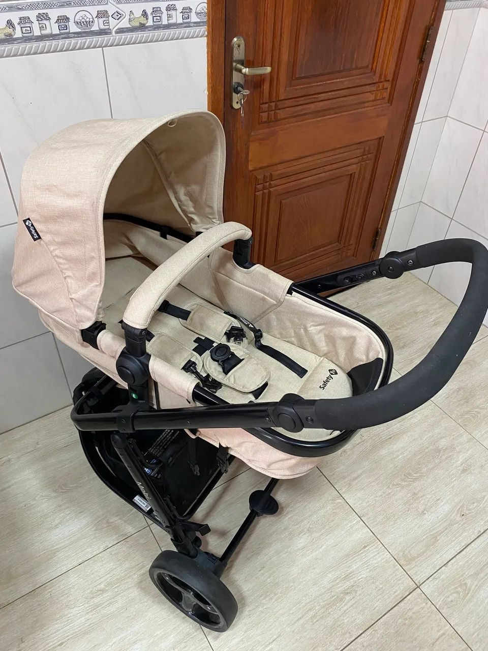 Carrinho e bebê conforto Safety 