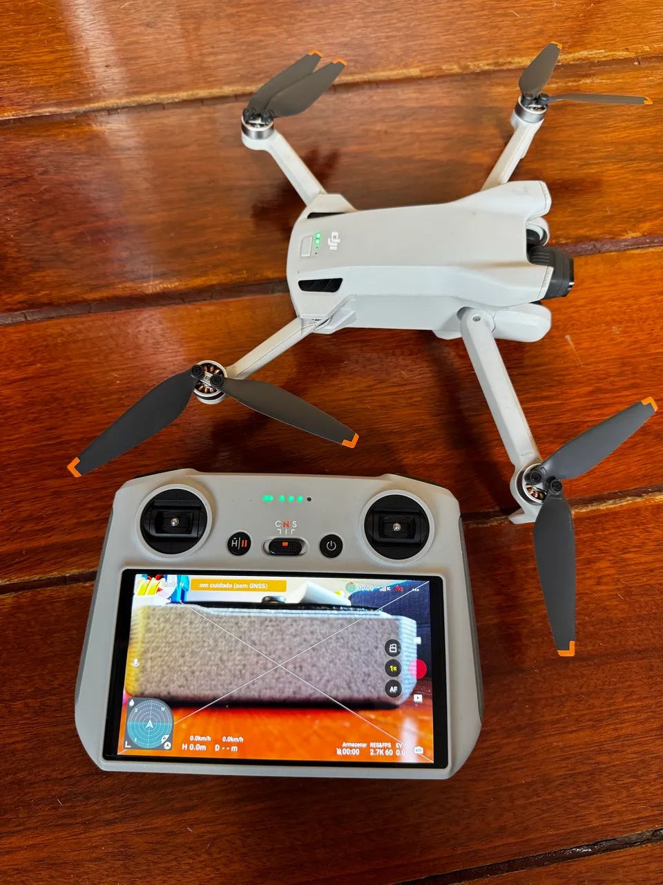 Dji mini 3 controle com tela + maleta  - Foto 4
