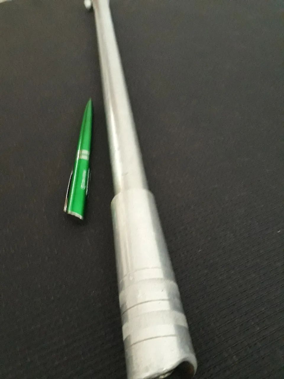 Bomba de ar em alumínio para bicicletas - Foto 2