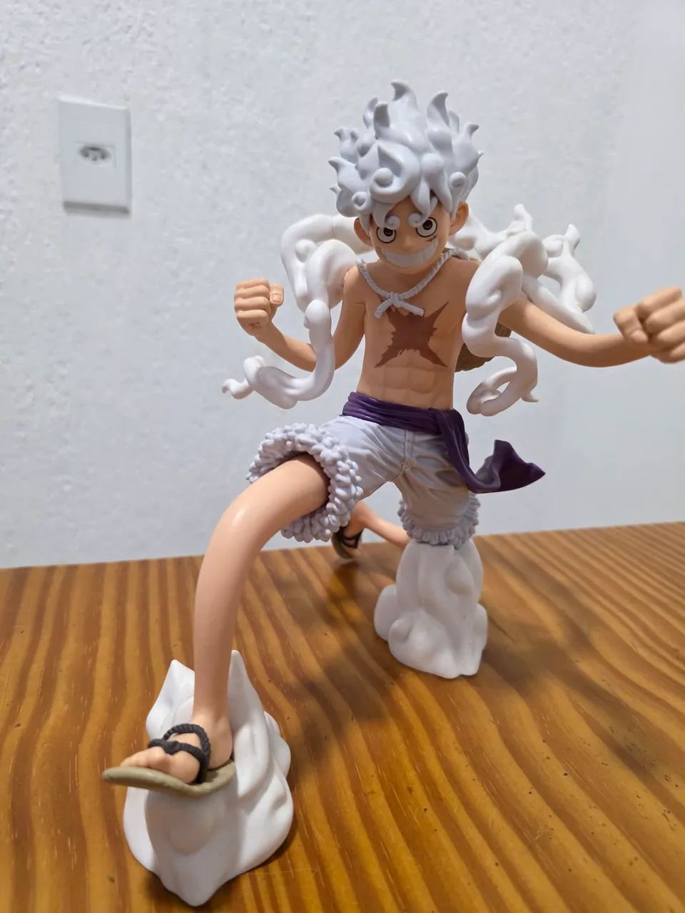 Monkey D. Luffy gear 5 - Foto 3