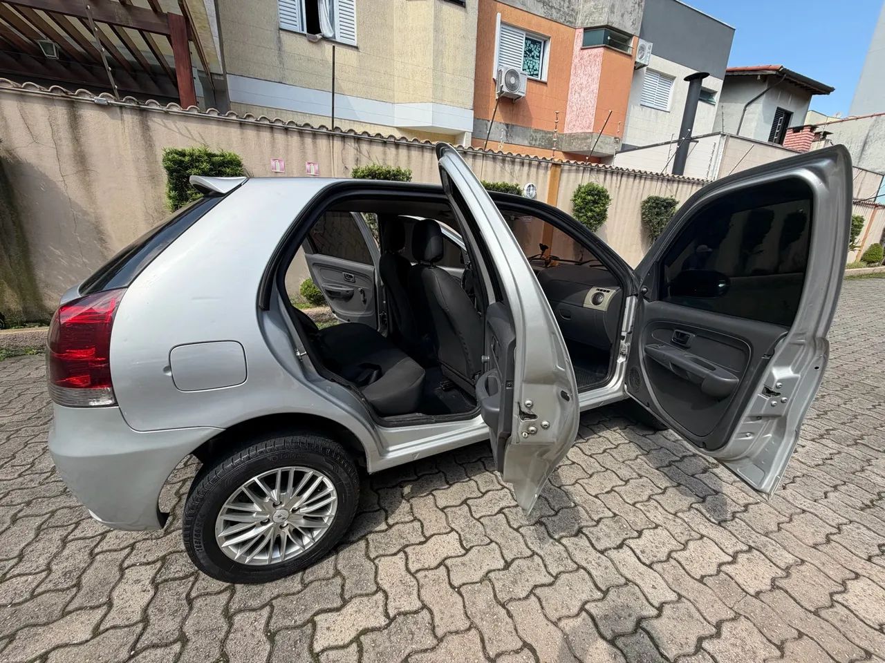 Fiat Palio RUA 1.0 Fire Flex 8V 5P 2015 - Foto 2