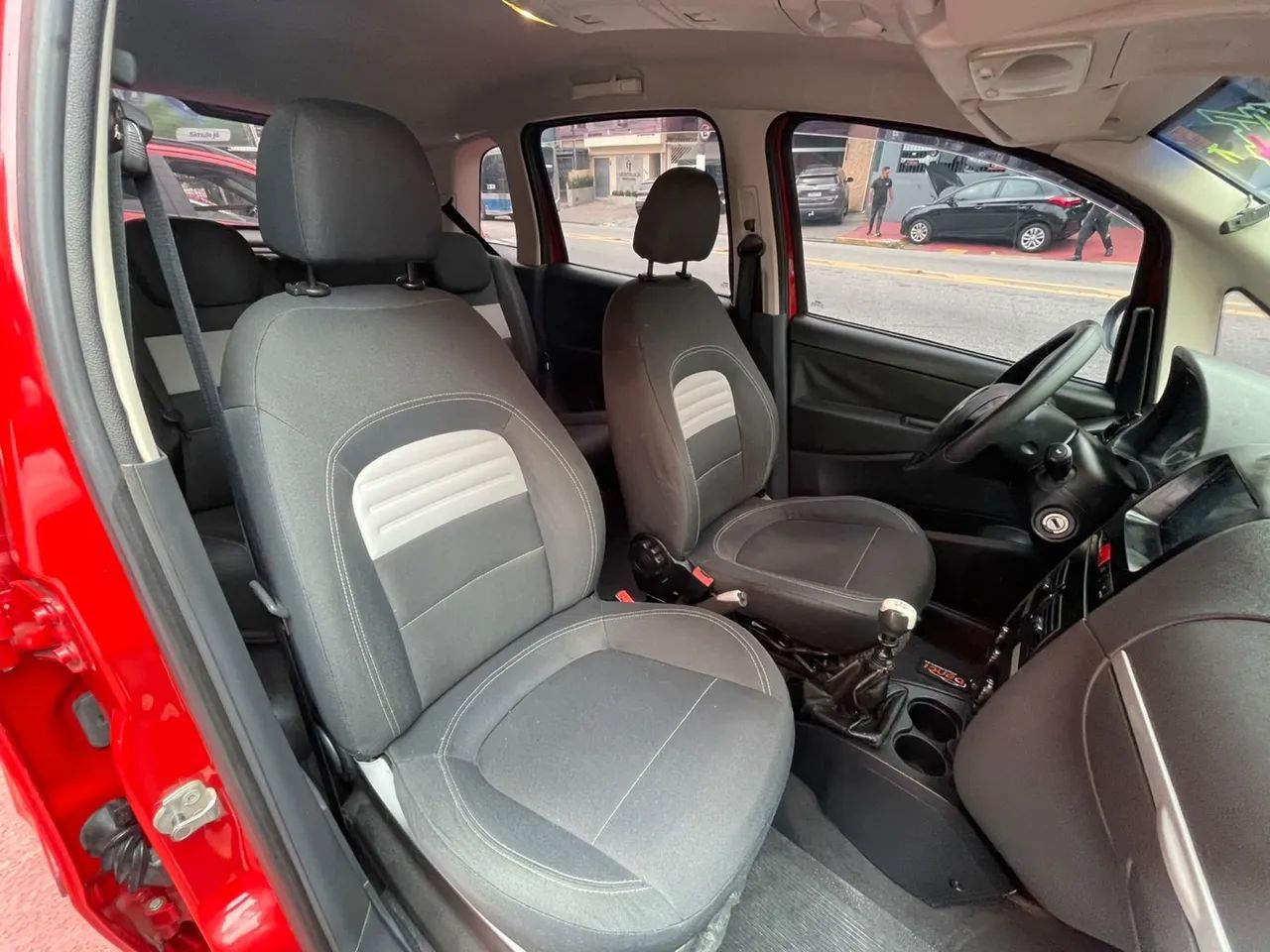 Fiat Idea ATTRACTIVE 1.4 Fire Flex 8V 5p, foto 8 de 14