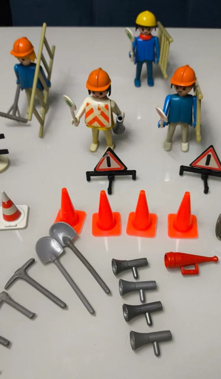 Lote Bonecos Playmobil antigo Troll Construção  - Foto 5