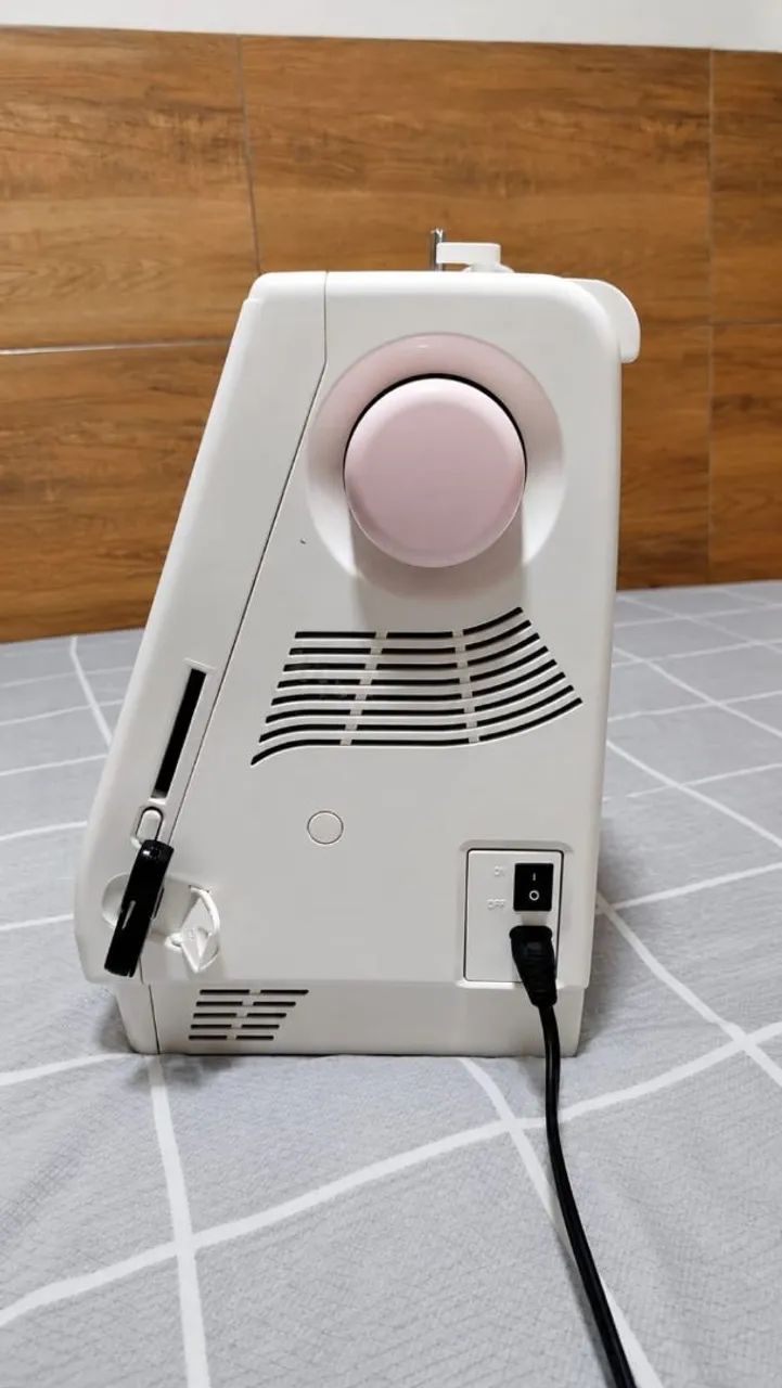 Máquina de bordado  - Foto 4