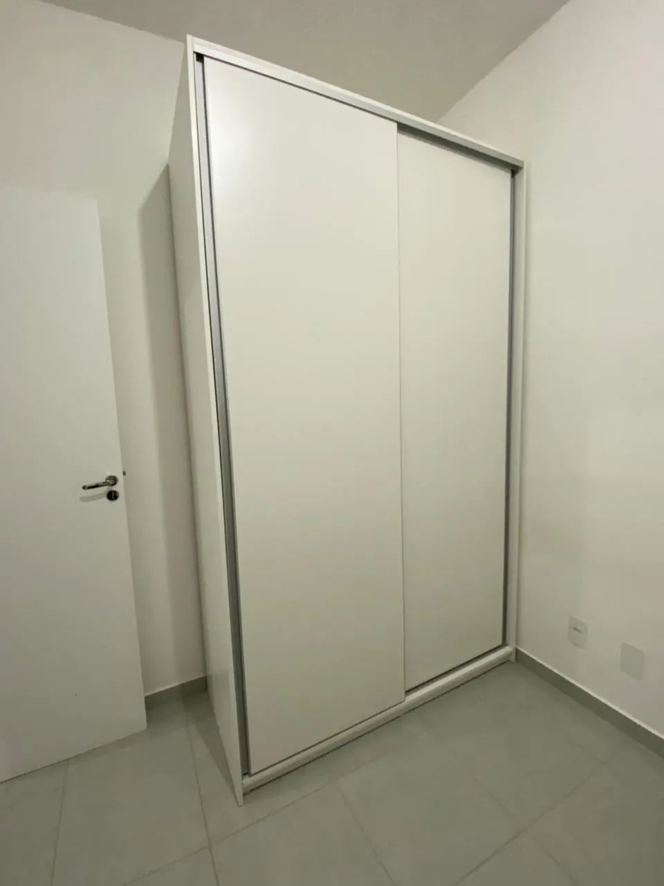Guarda roupa 100% MDF  - Foto 3