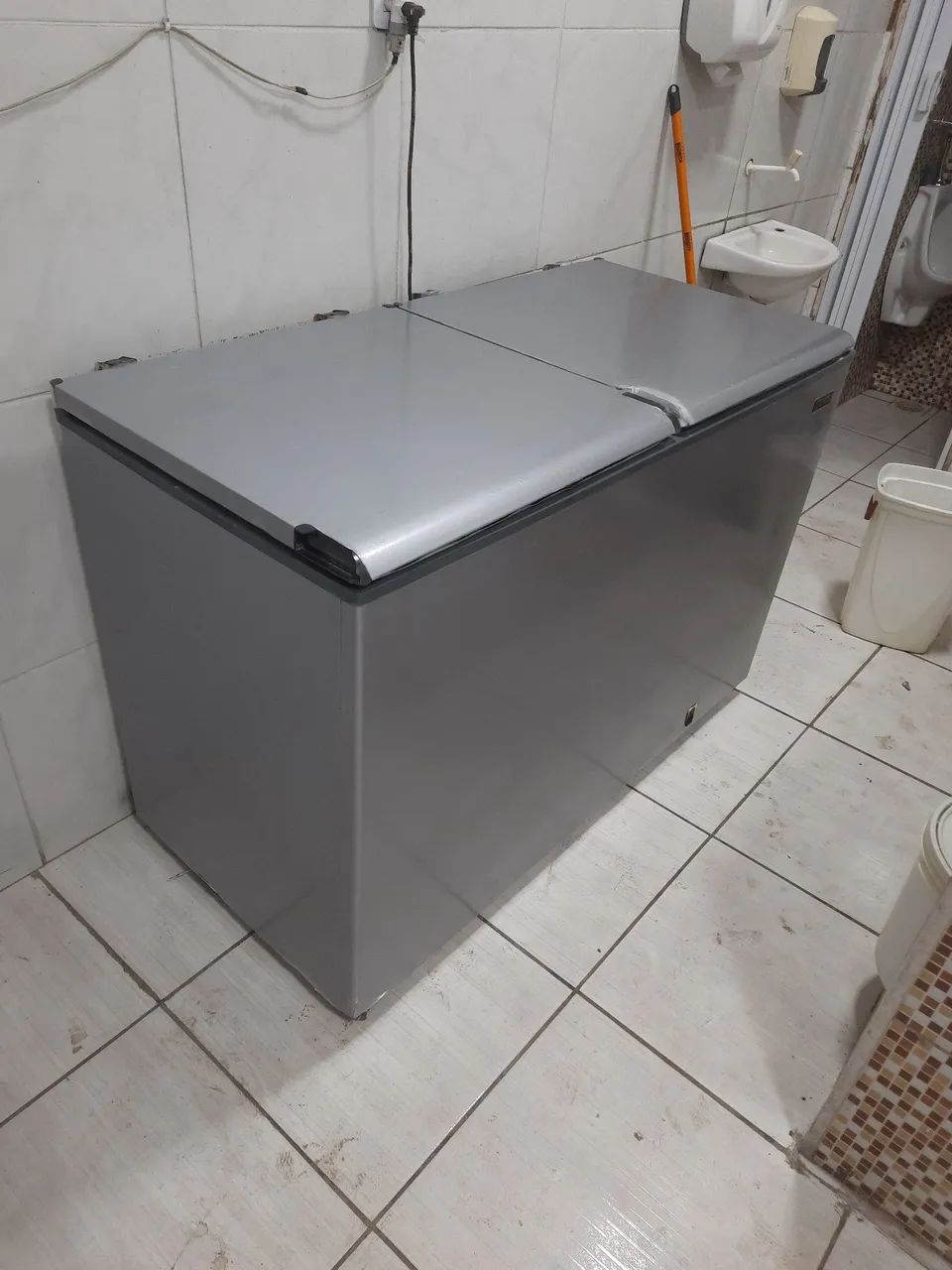 Envelopamento e papel de parede