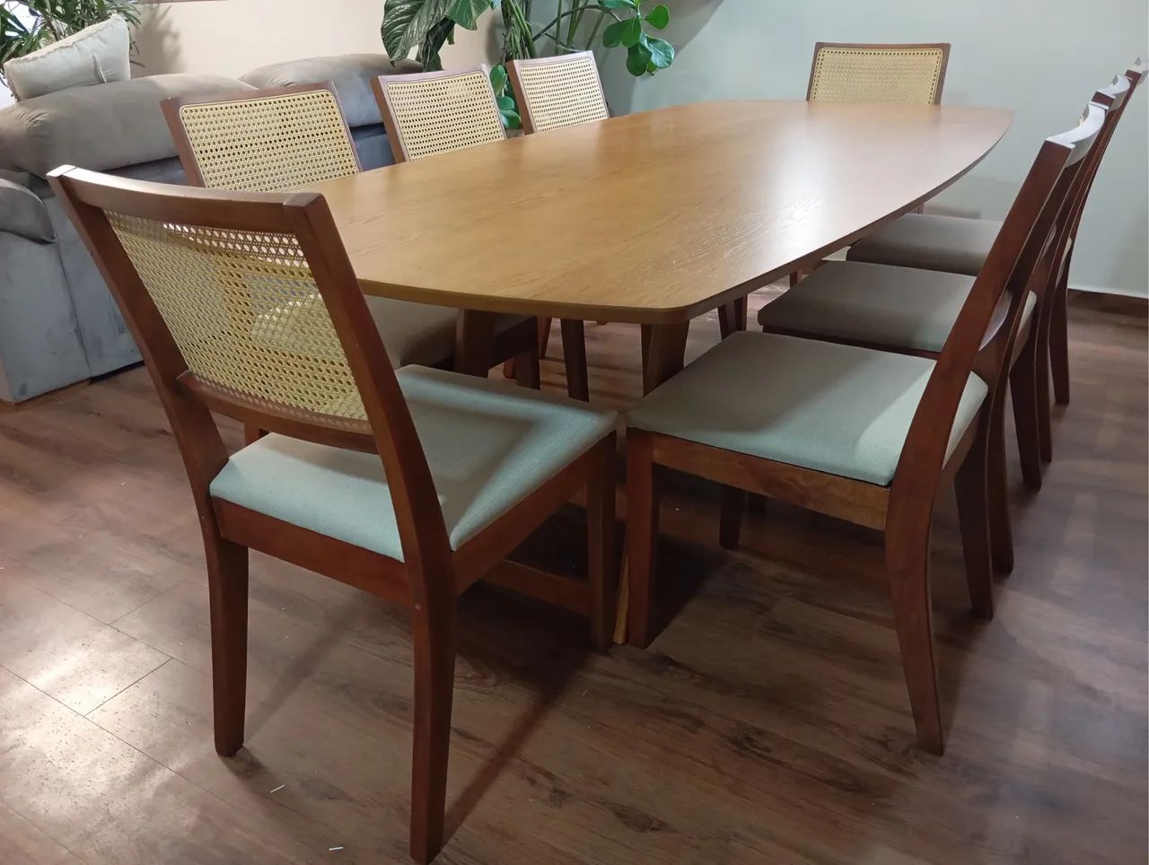 Mesa a pronta entrega com cadeiras de madeira  - Foto 4
