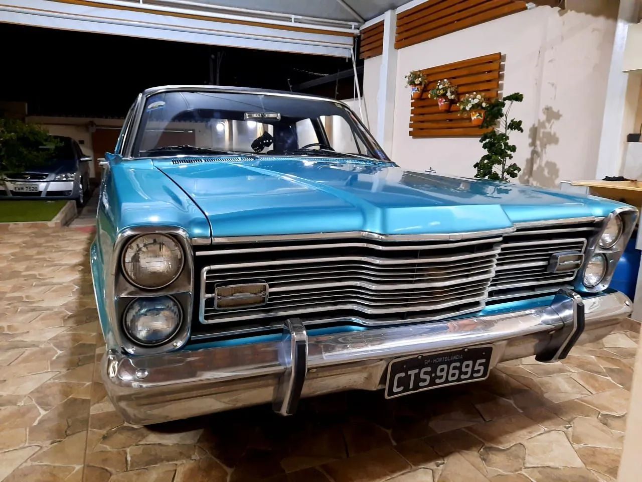 Ford Galaxie 500 4.8 V8 Manual 1973