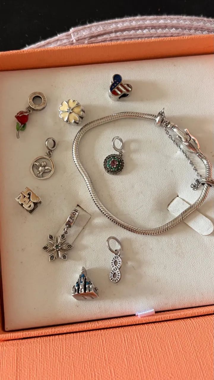 pulseira vivara com 9 berloques  - Foto 3