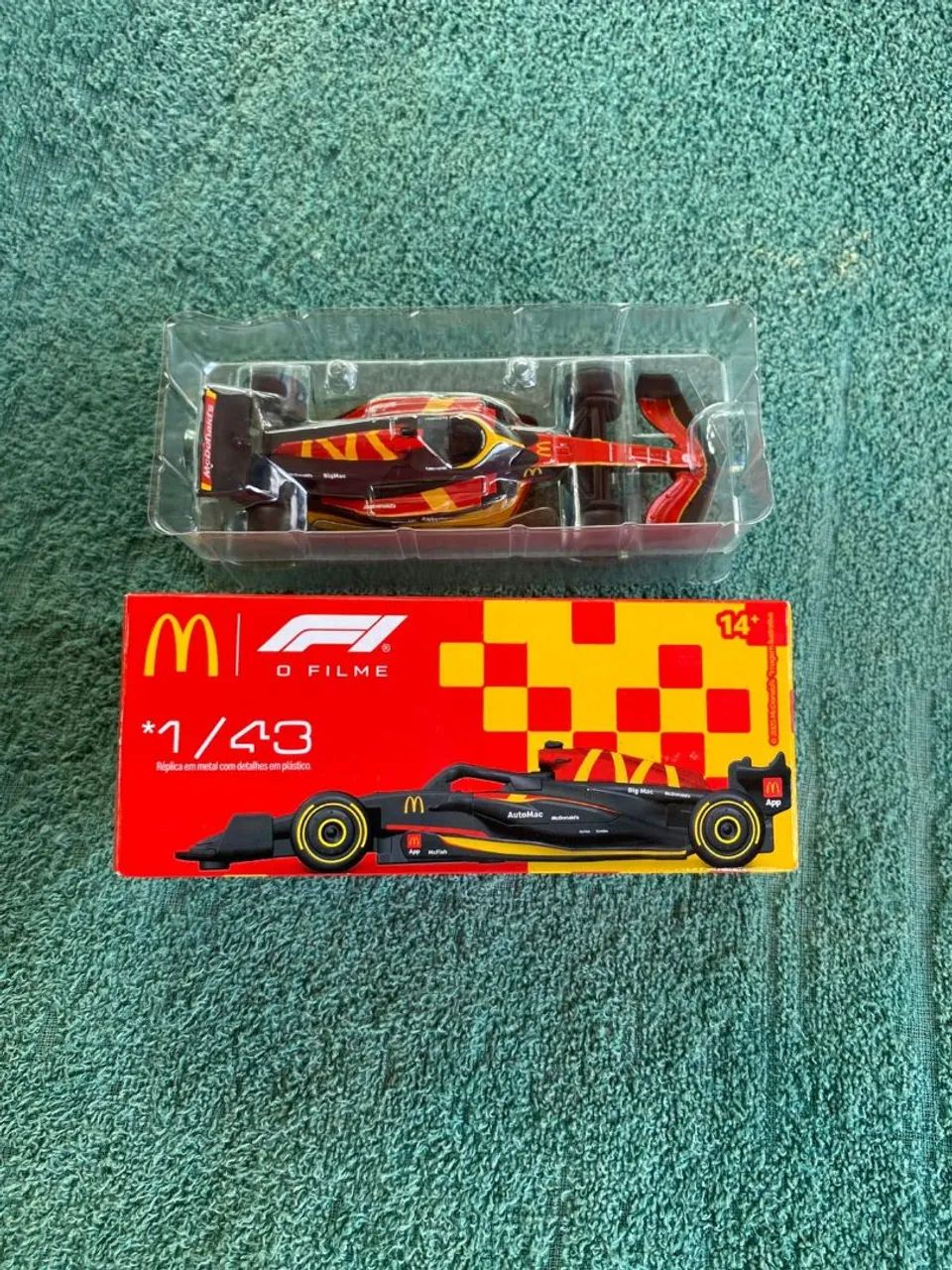 Carrinho fórmula 1 McDonald's, edição especial f1 o filme 