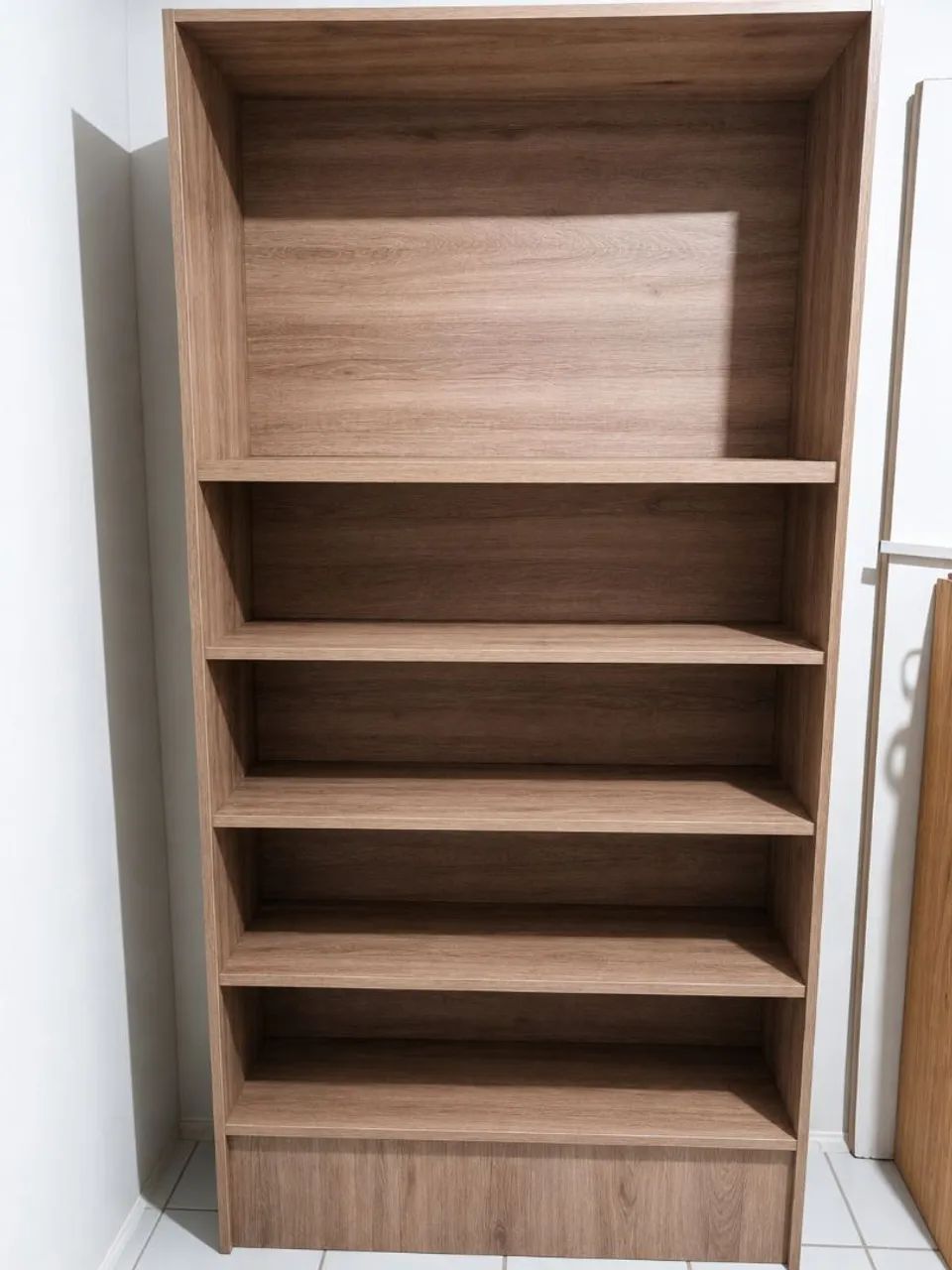 Vende essa estante 
