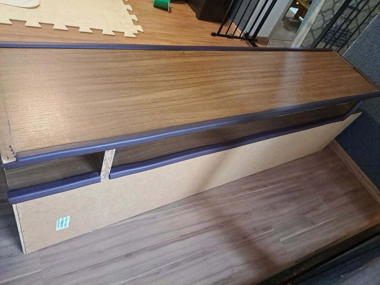 Rack para TV em MDF 170cm com nichos e porta de correr - Foto 5