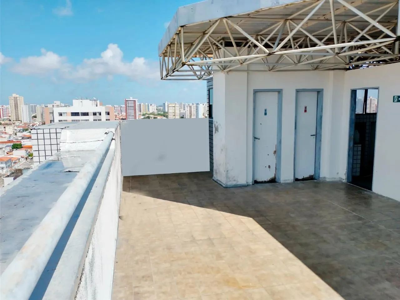 Cobertura Comercial no Centro Médico Luiz Cunha - Foto 2