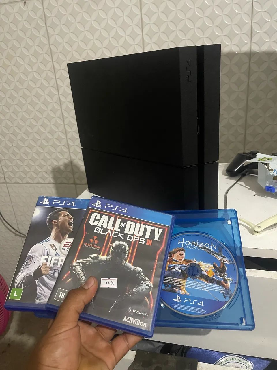 Ps4 novo zero cheio de jogos  - Foto 2