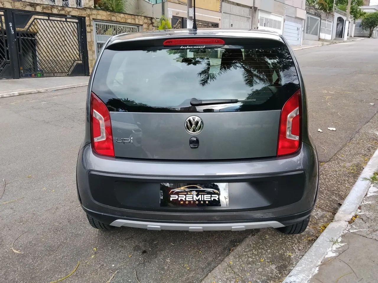 Volkswagen up! track 1.0 Total Flex 12V 5p, foto 6 de 13