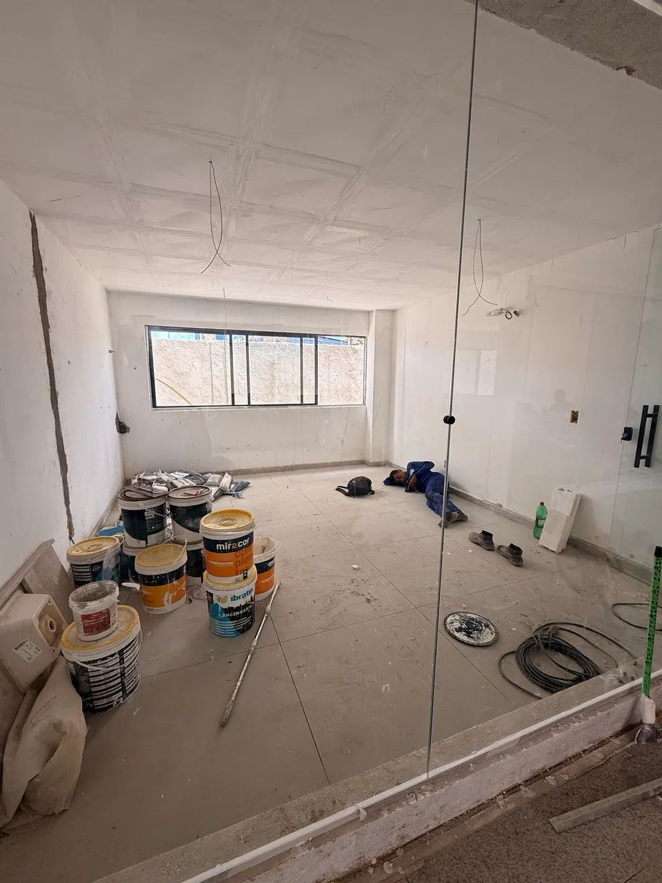 Alugo Sala Comercial no Aldebaran 