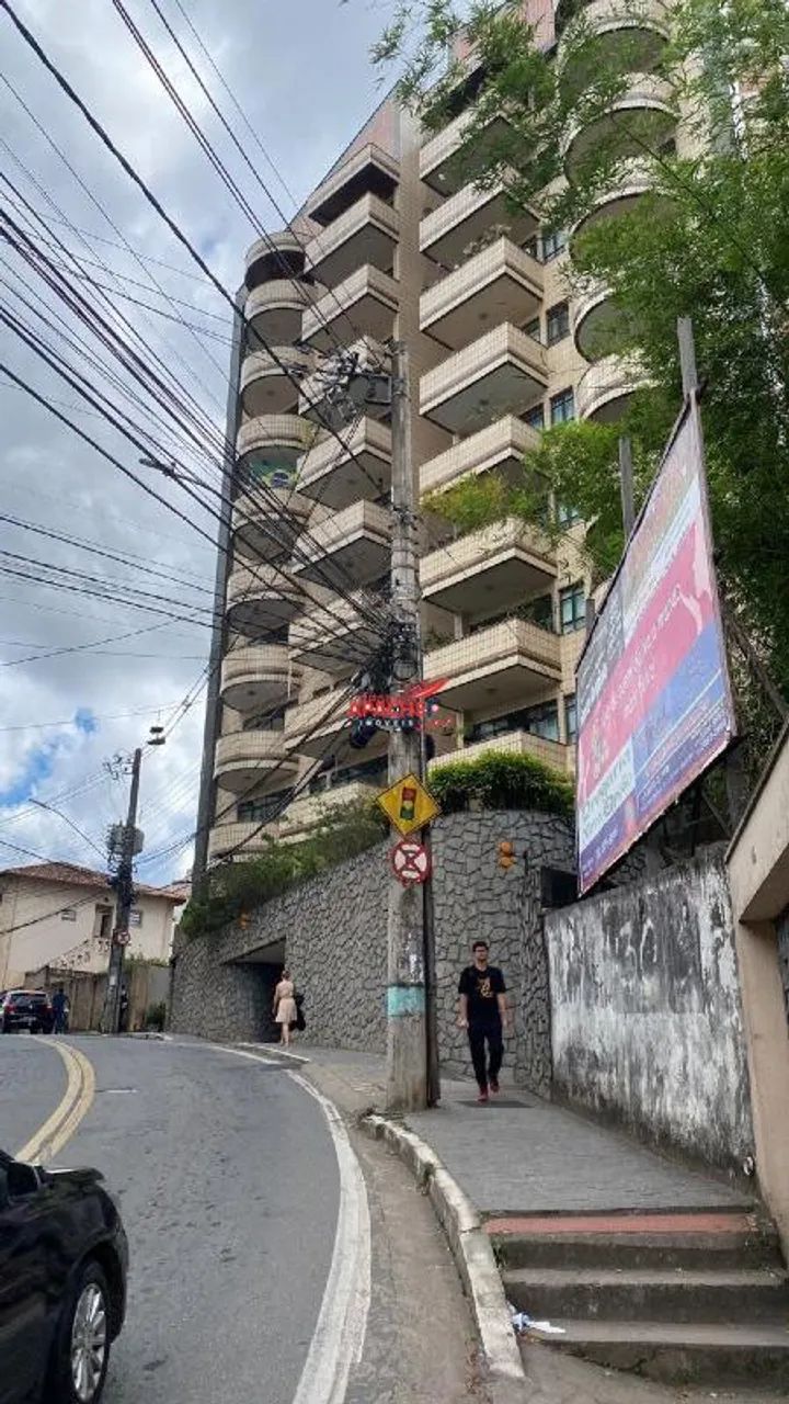 Excelente apartamento centro Viçosa MG.