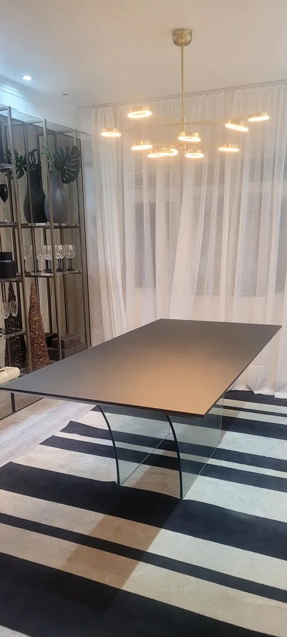 Mesa de jantar Planalto Breton madeira maciça  e vidro - Foto 2