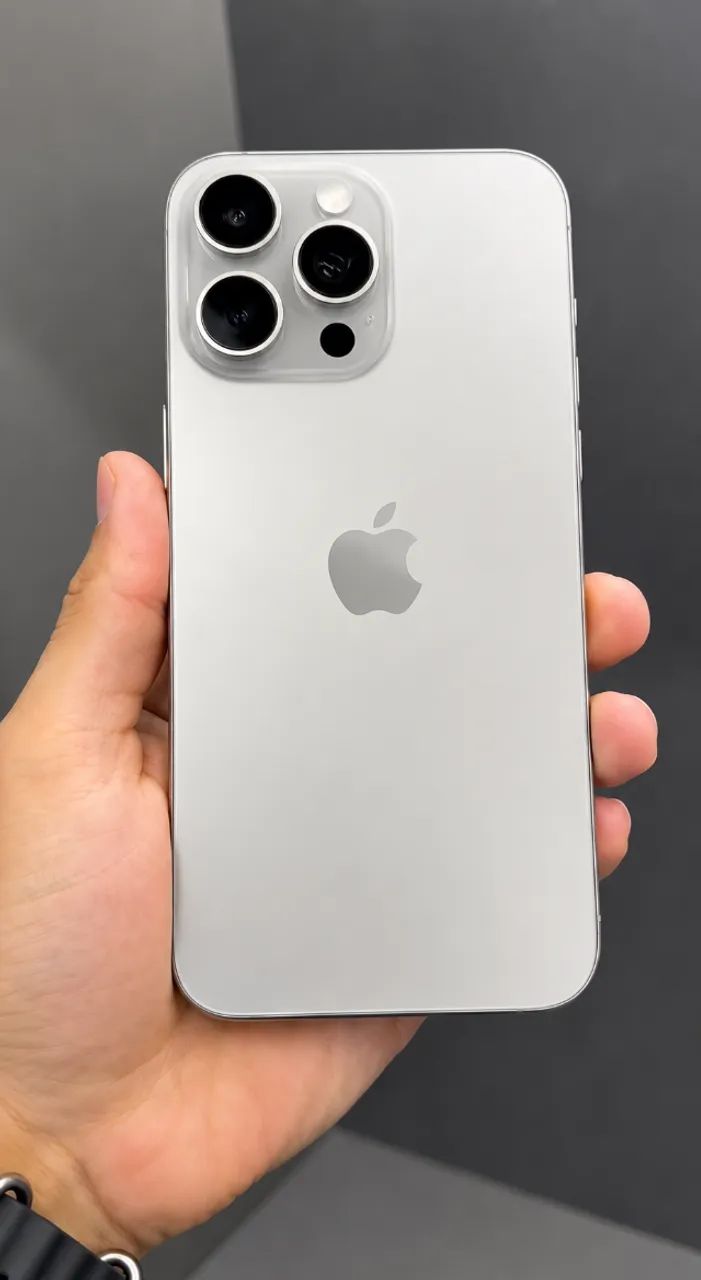 iPhone 15 Pro Max 256gb 84%