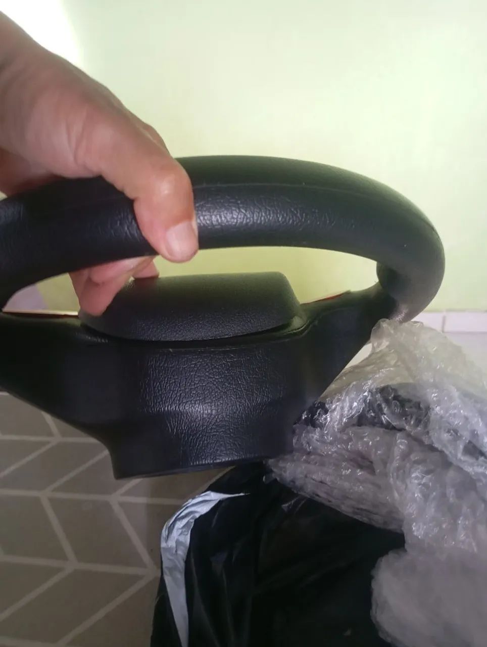 Vendo este volante lindo  - Foto 2