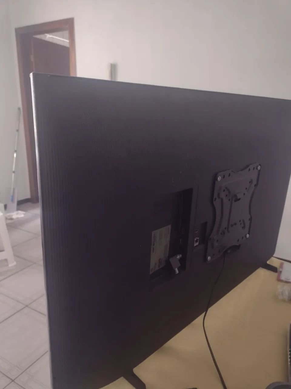 Vendo TV Smart Samsung 43 polegadas, semi nova , em perfeito estado  , não entrego . - Foto 2
