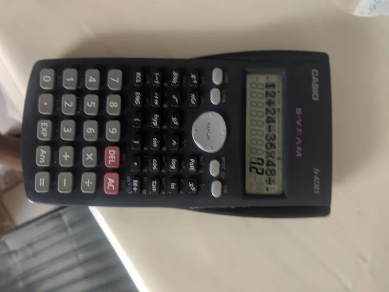 Calculadora Científica Casio fx-82MS - Vendo<br>