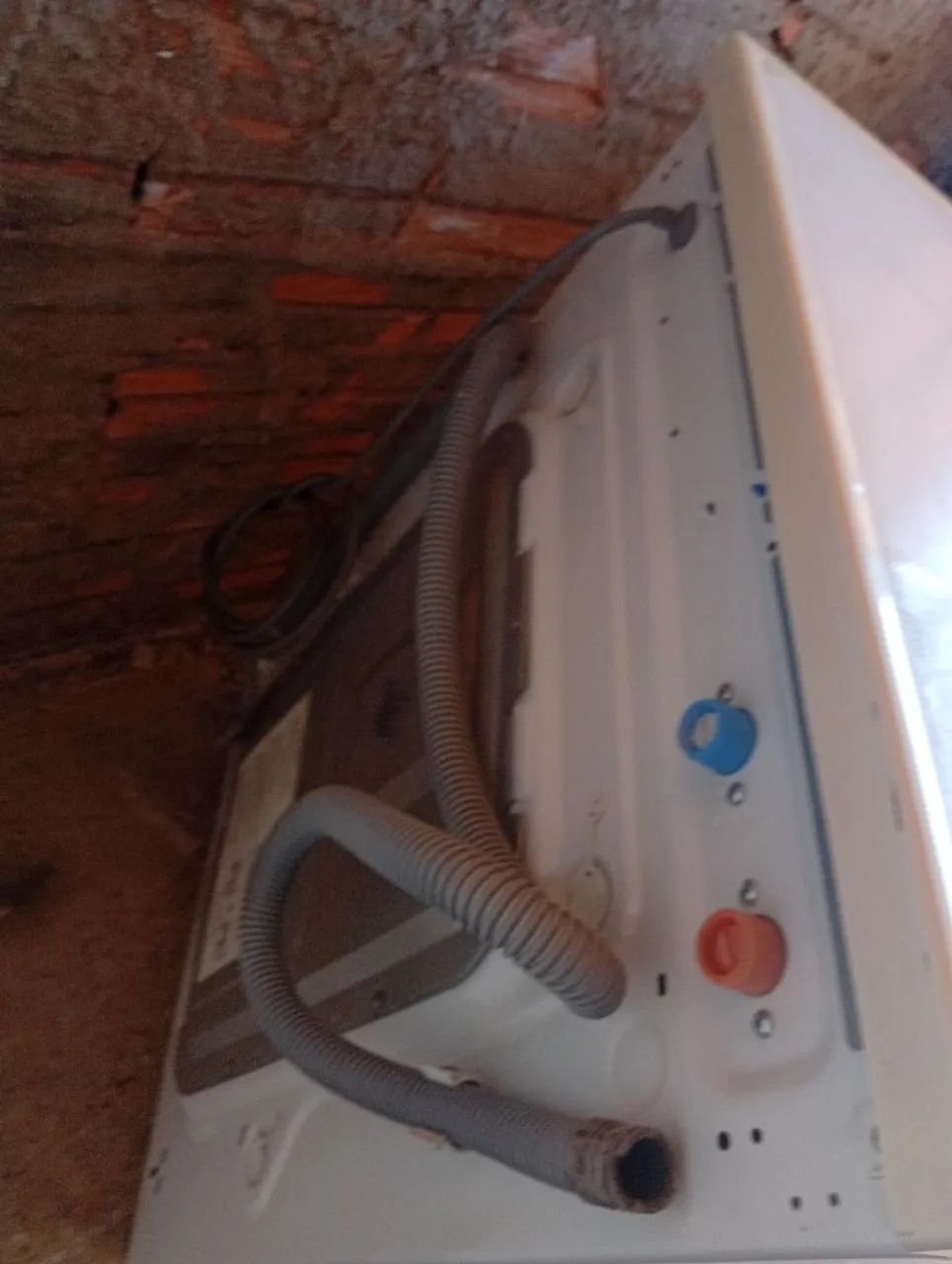 Vendo lava e seca LG de 8.5 KG funcionando  perfeitamente - Foto 3